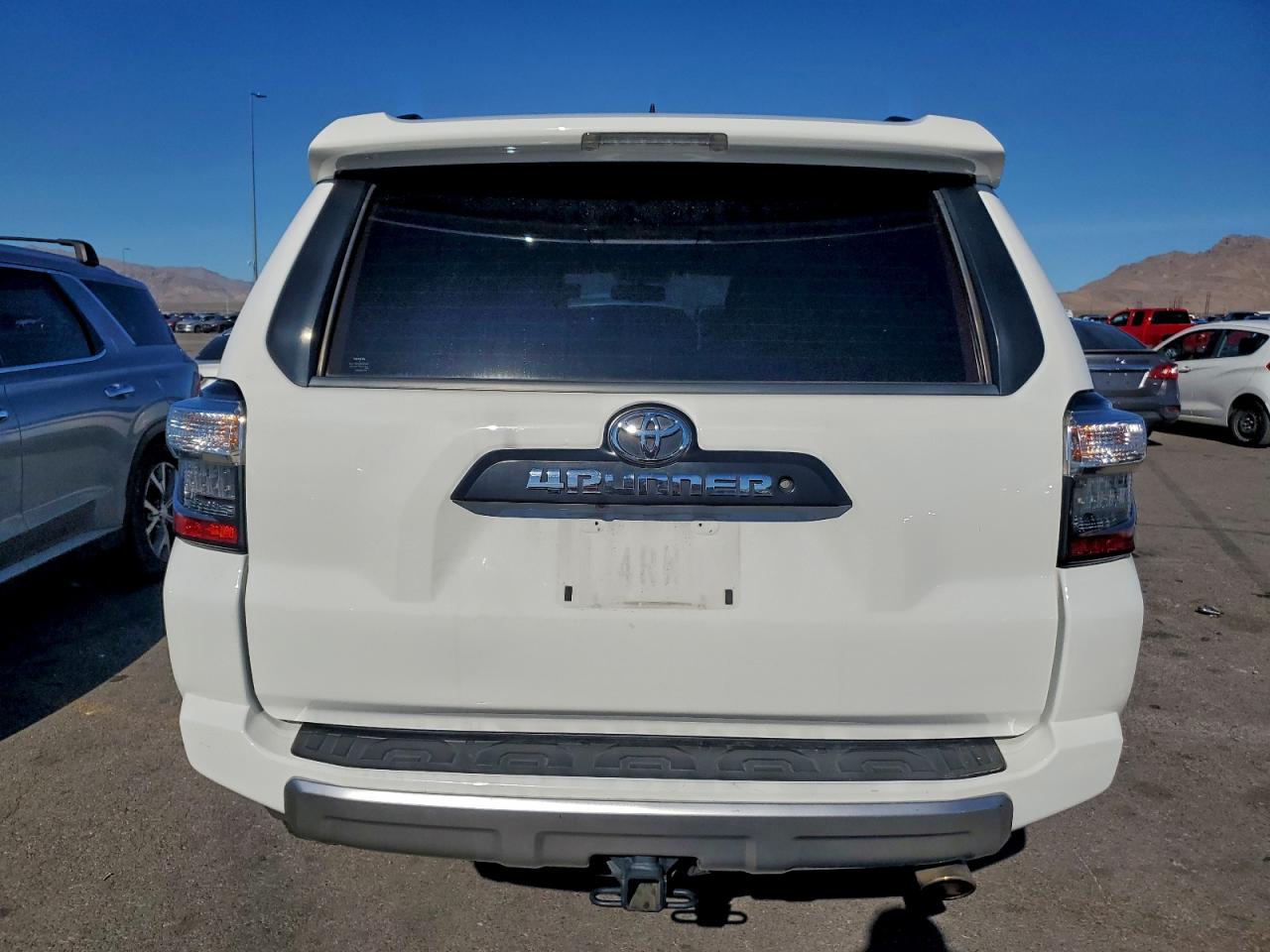 TOYOTA 4RUNNER SR5/SR5 PREMIUM