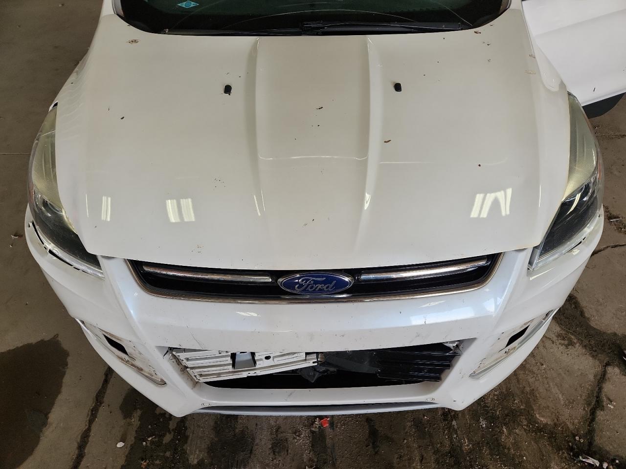 FORD ESCAPE TITANIUM