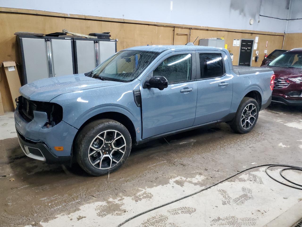 FORD MAVERICK LARIAT