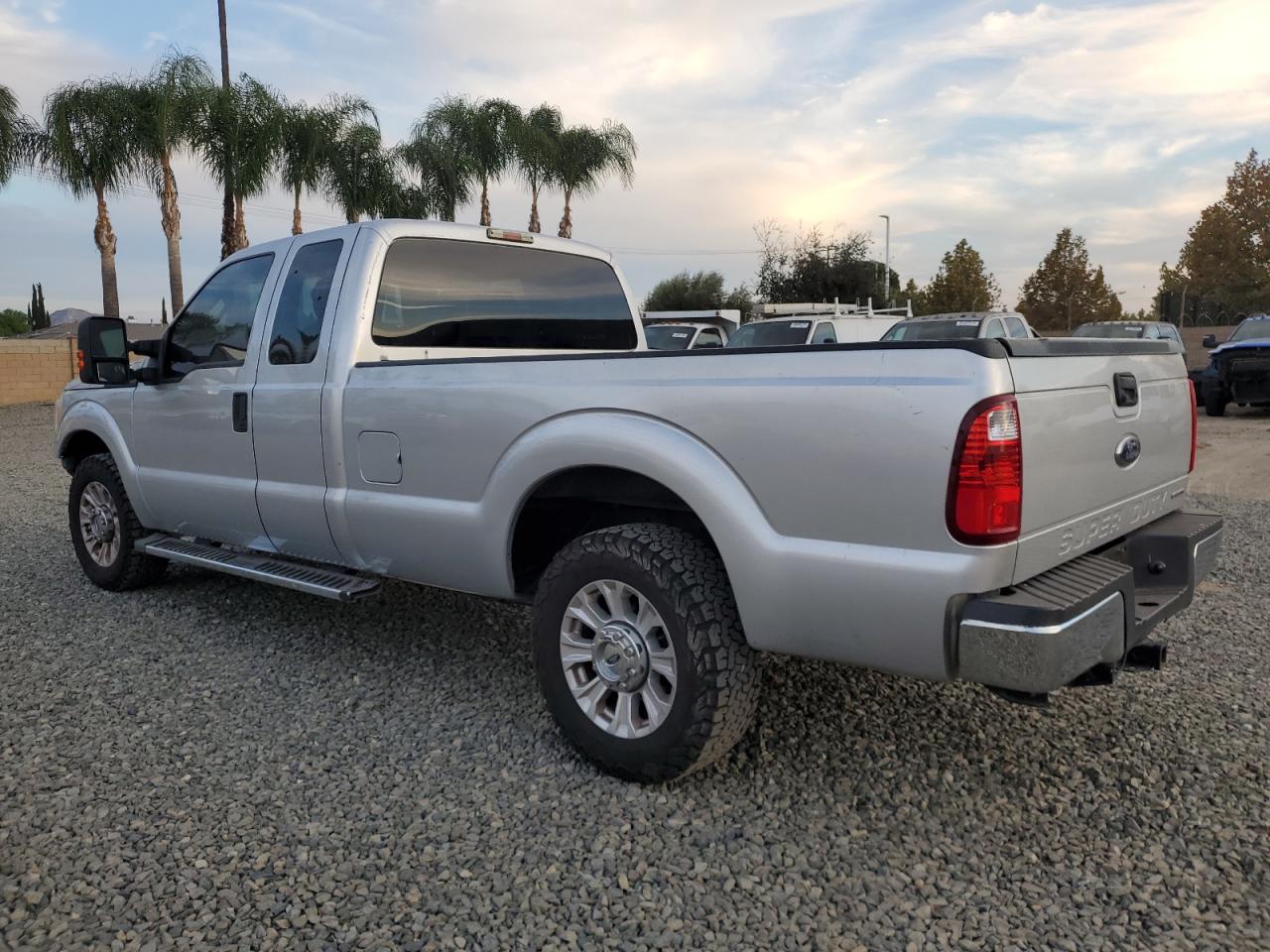 FORD F-250 SUPER DUTY