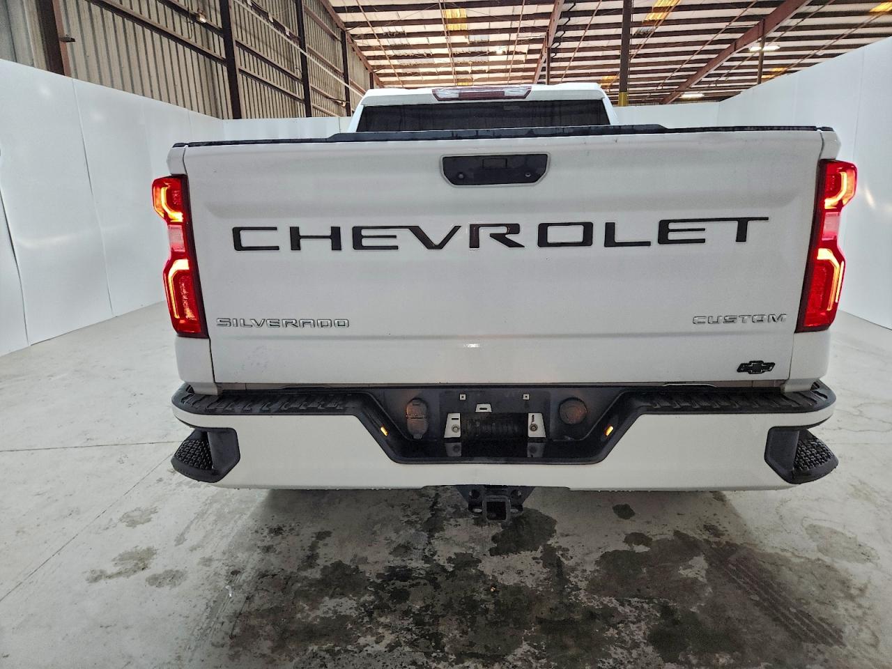 CHEVROLET SILVERADO C1500 CUSTOM