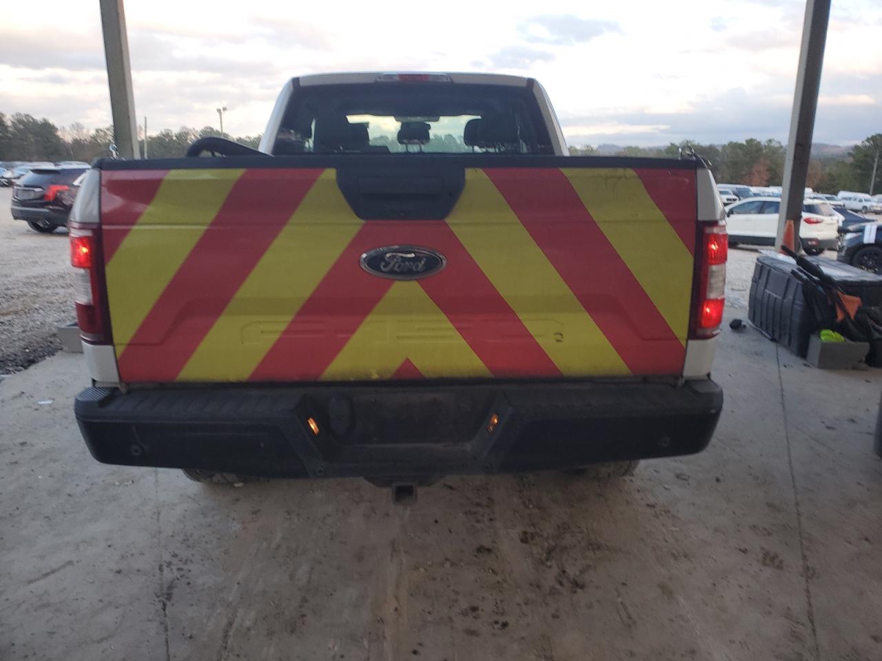 FORD F-150 SUPER CAB