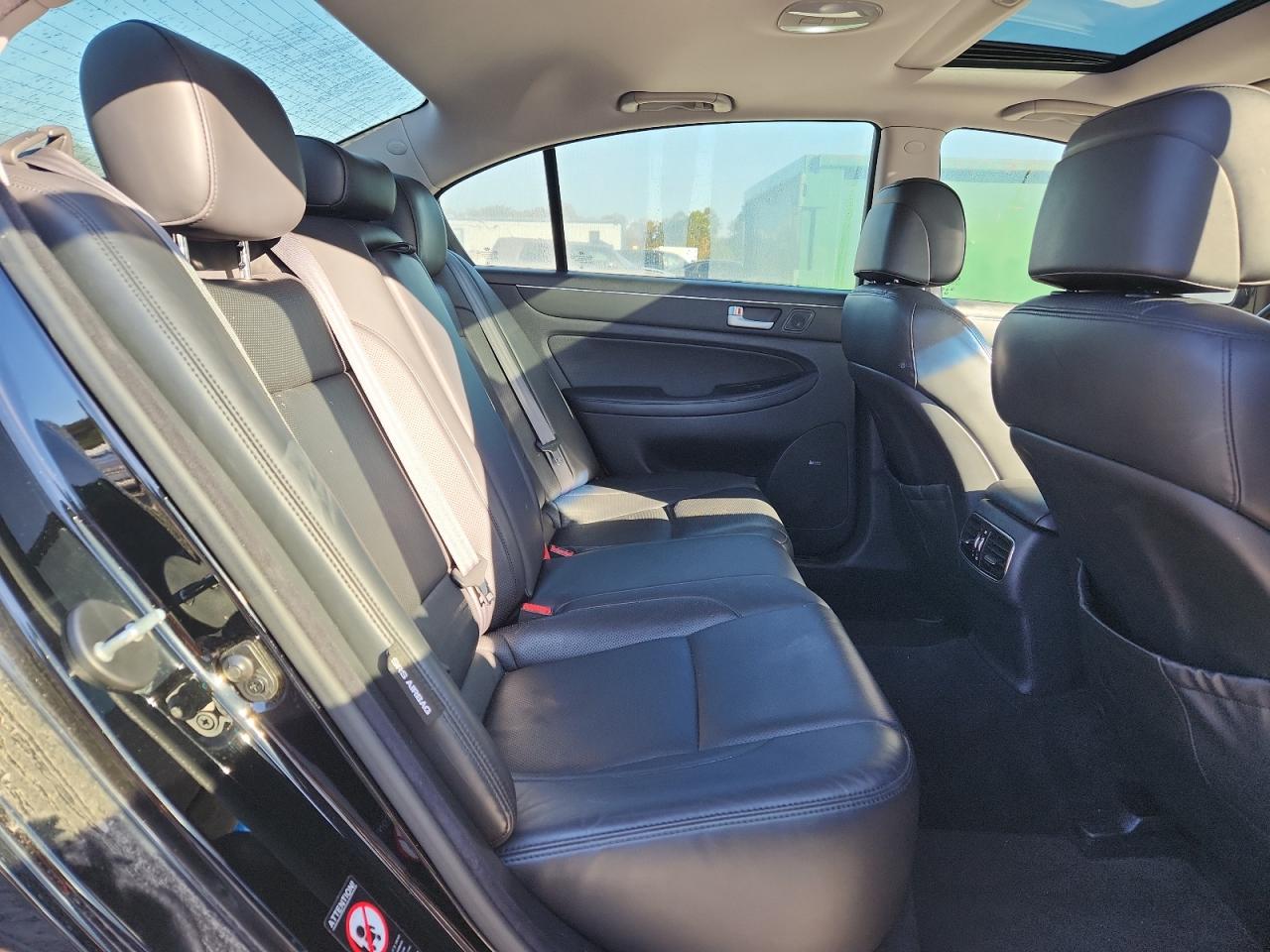 HYUNDAI GENESIS 3.8L