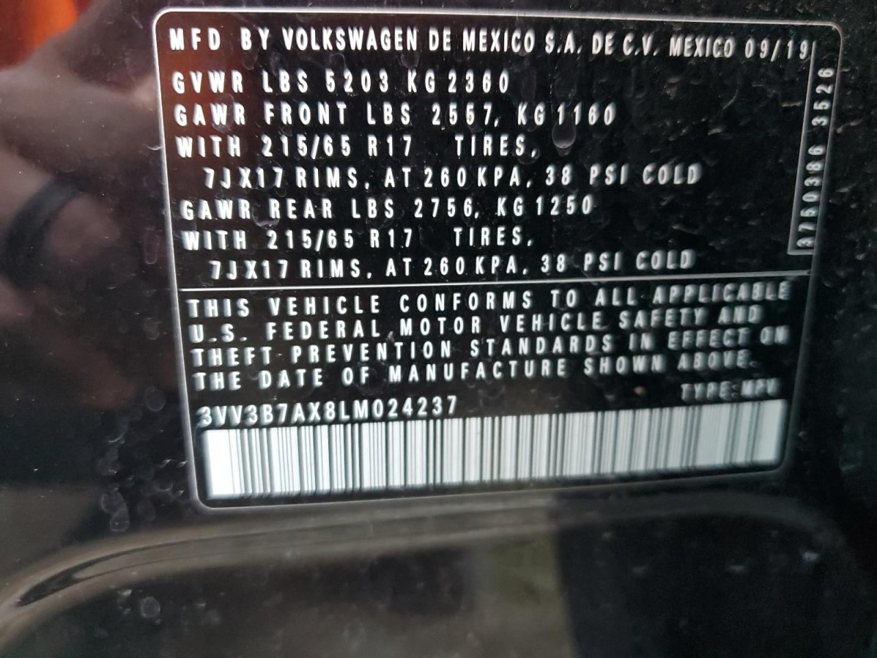 VOLKSWAGEN TIGUAN SE