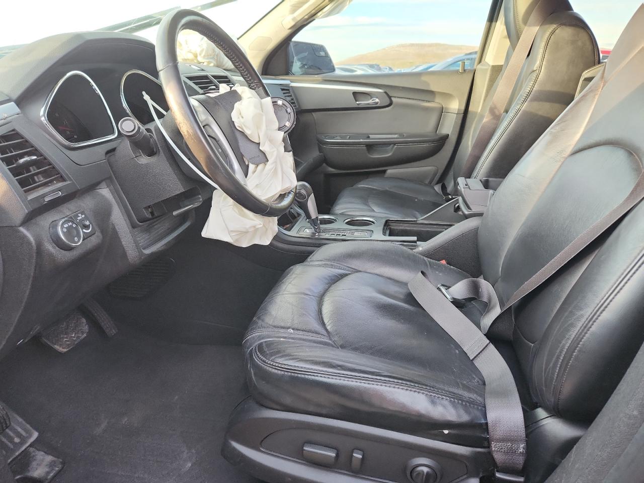 CHEVROLET TRAVERSE LT