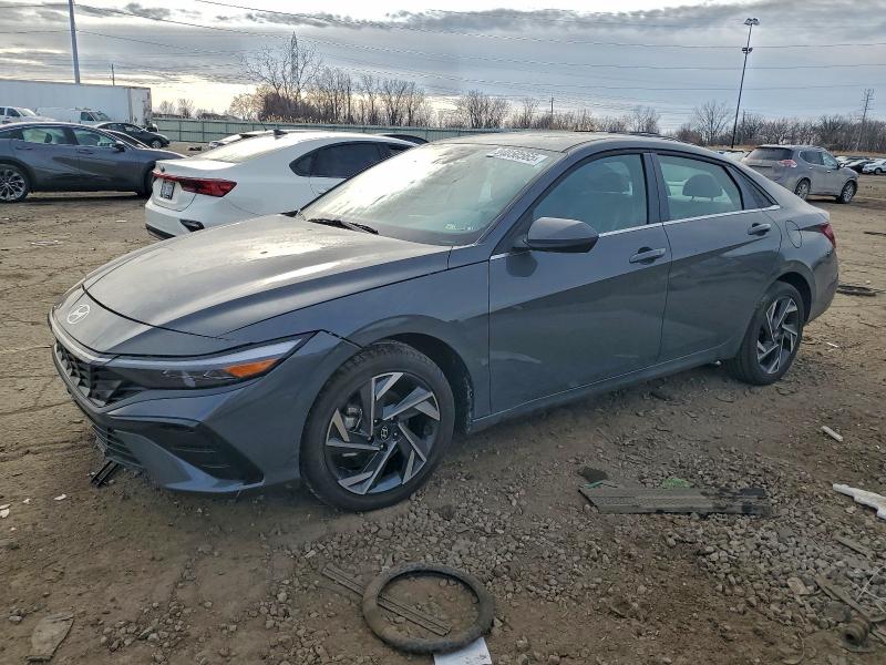 Global Auto Auctions: 2025 HYUNDAI ELANTRA SE