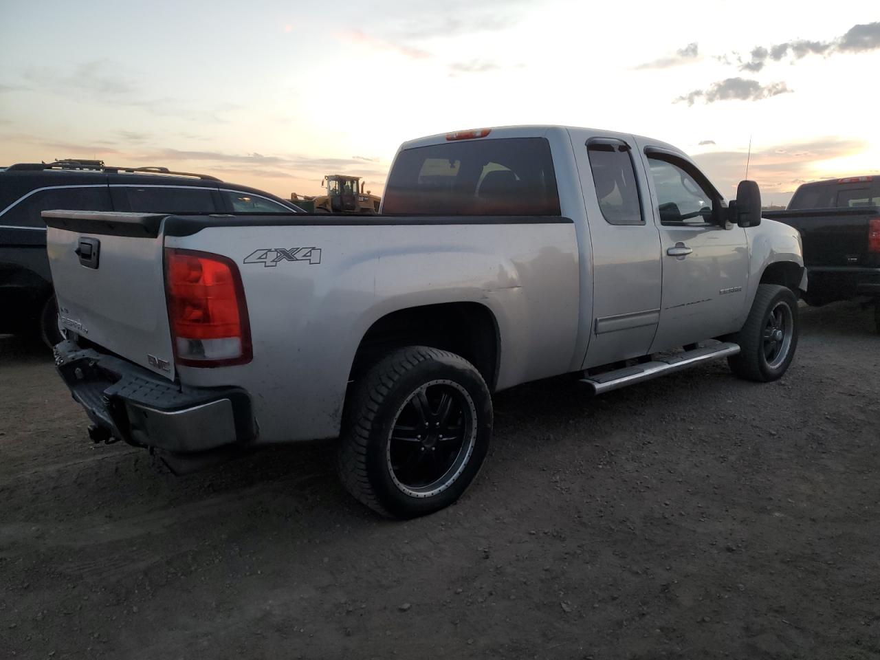GMC SIERRA K1500 SLT