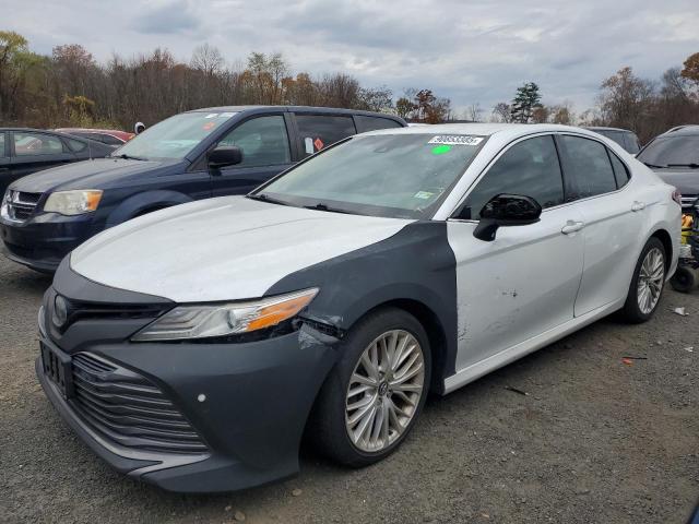 Global Auto Auctions: 2018 TOYOTA CAMRY L