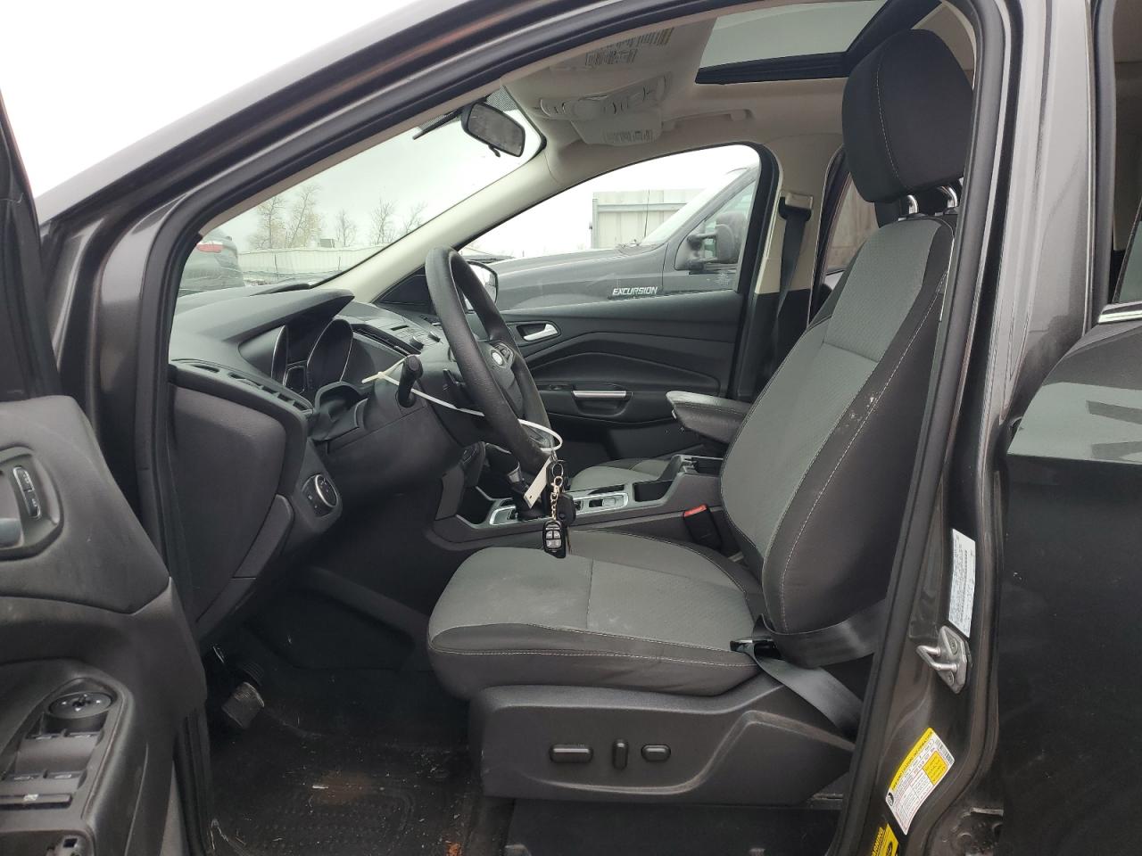 FORD ESCAPE SE