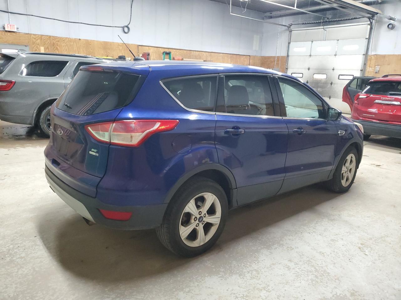 FORD ESCAPE SE