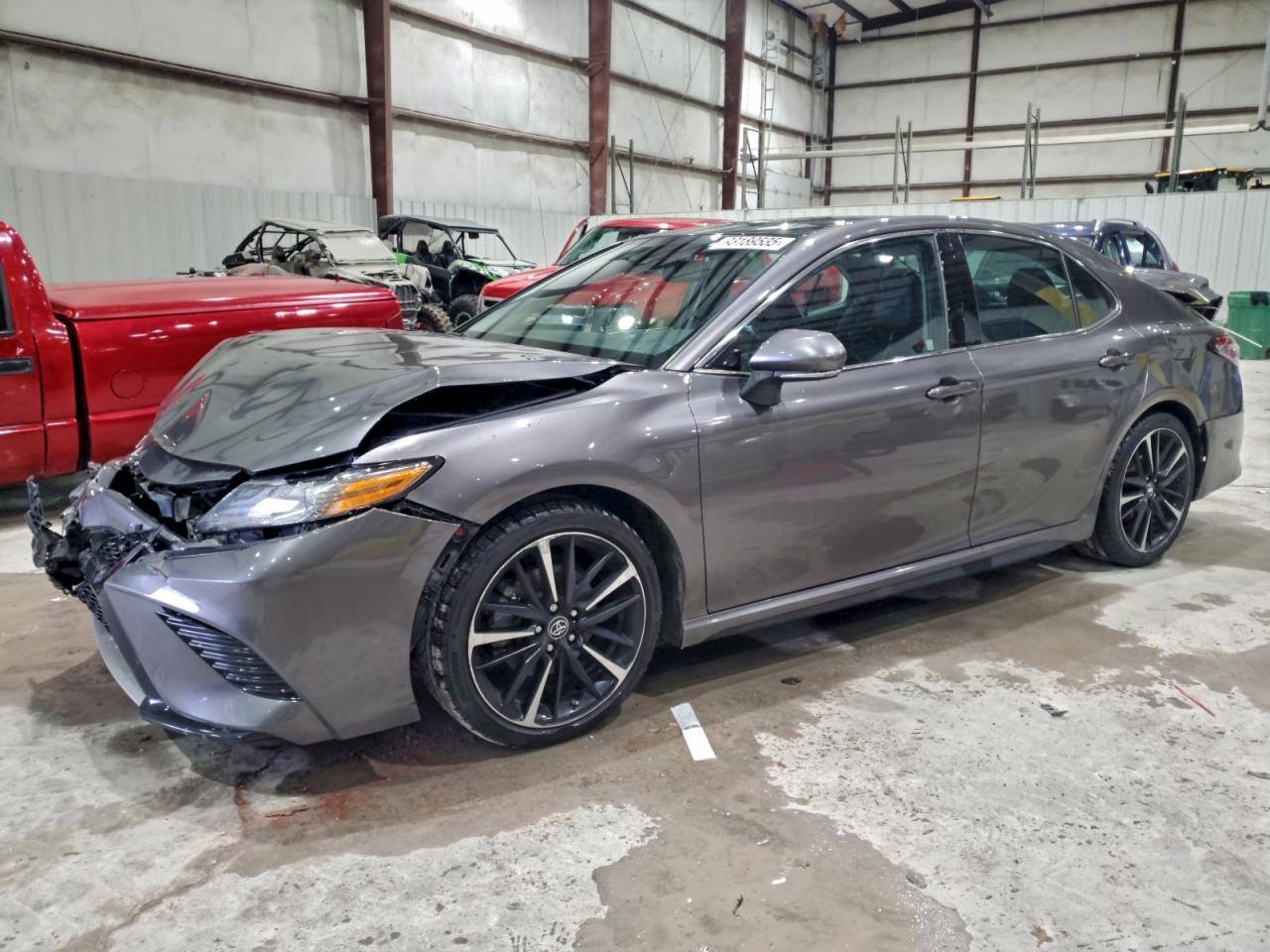 TOYOTA CAMRY XSE