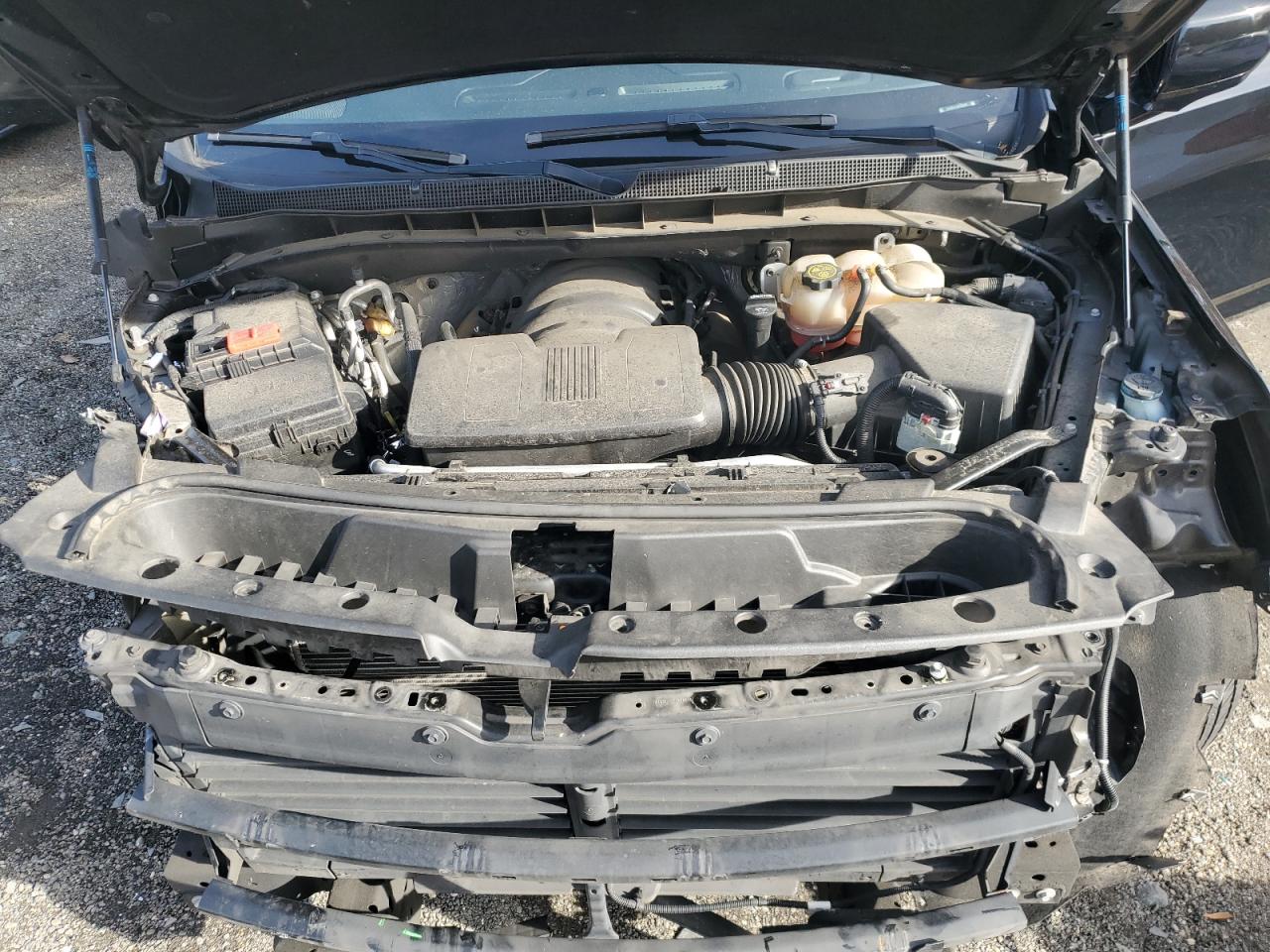 CHEVROLET SUBURBAN C1500 LT