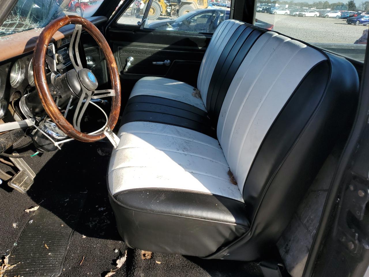 Lot #3315970080 1972 CHEVROLET UK