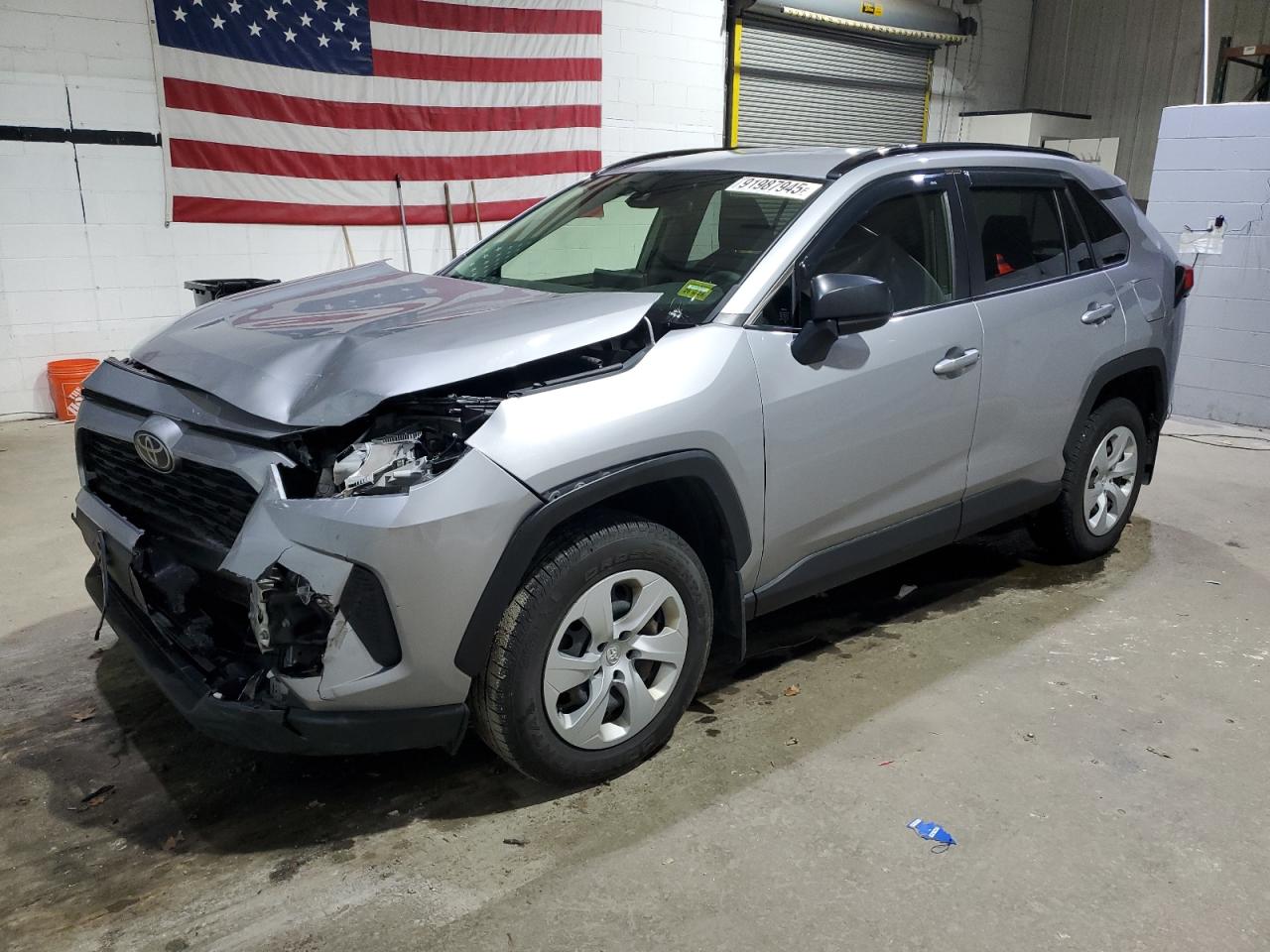 TOYOTA RAV4 LE