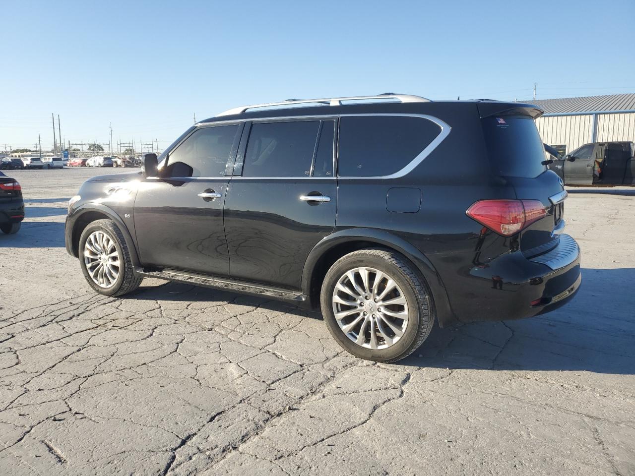 INFINITI QX80