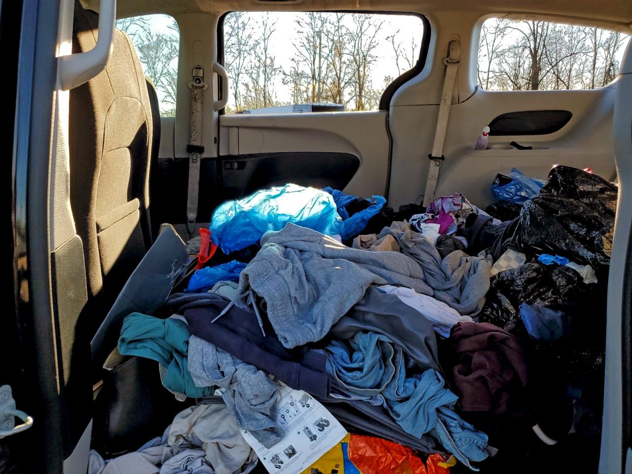 Lot #3303689046 2024 CHRYSLER VOYAGER LX