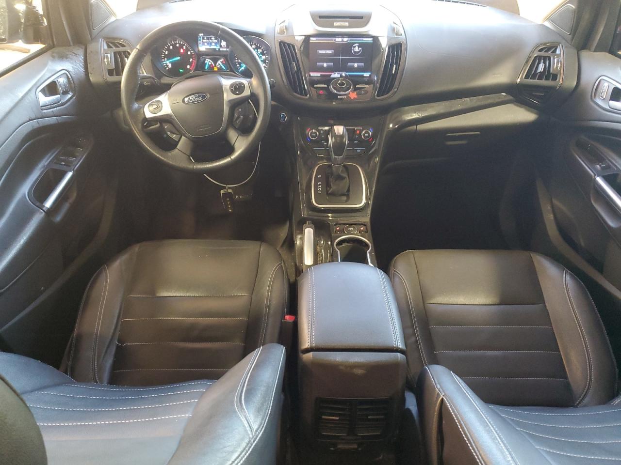 FORD ESCAPE TITANIUM