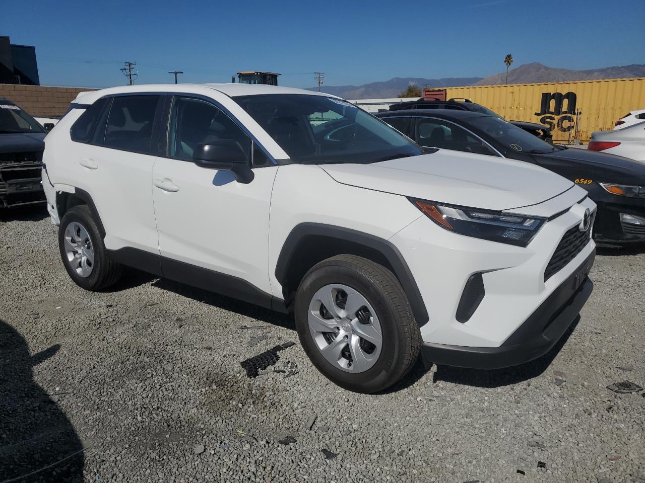 TOYOTA RAV4 LE