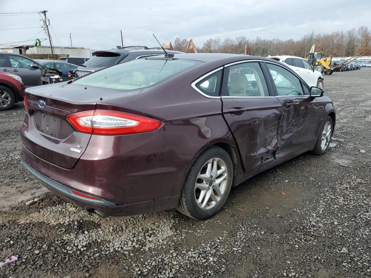 FORD FUSION SE