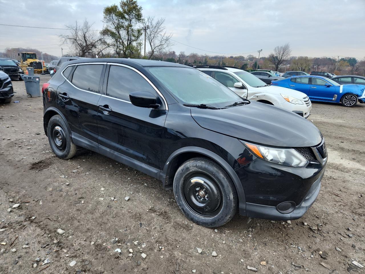 NISSAN ROGUE SPORT S