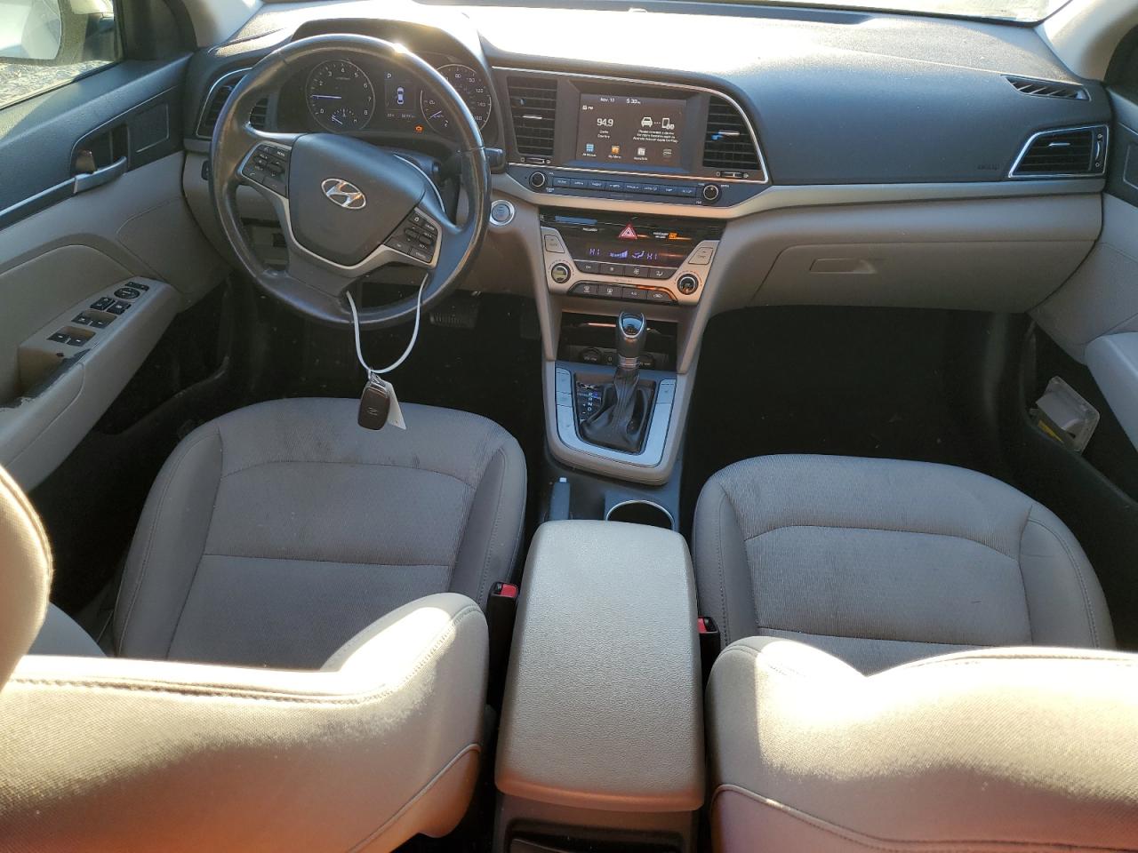 HYUNDAI ELANTRA SEL