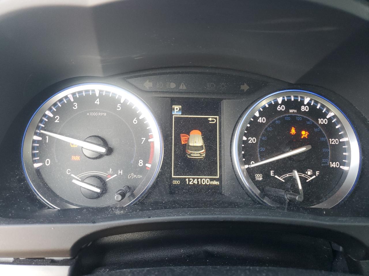 TOYOTA HIGHLANDER SE