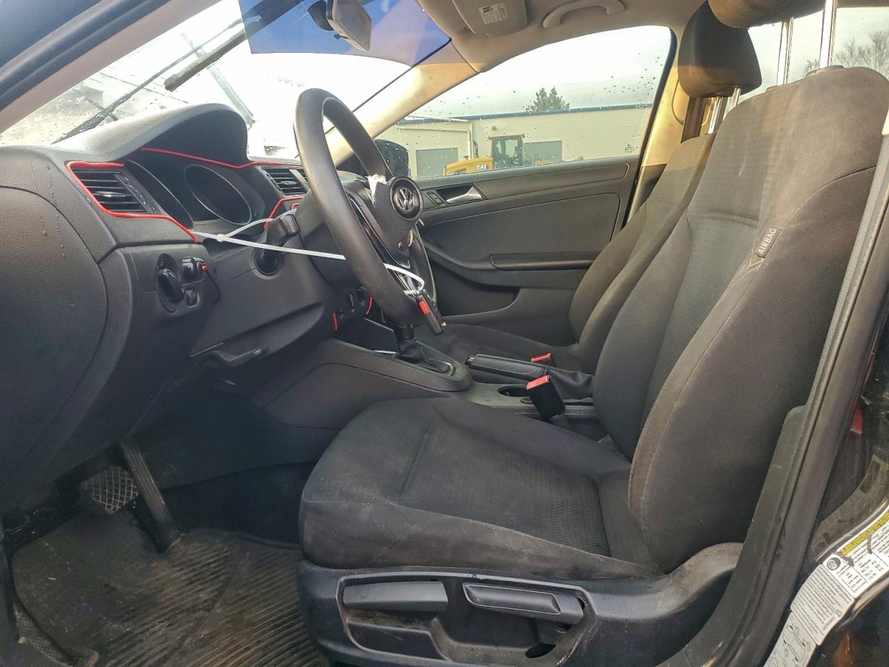 VOLKSWAGEN JETTA BASE