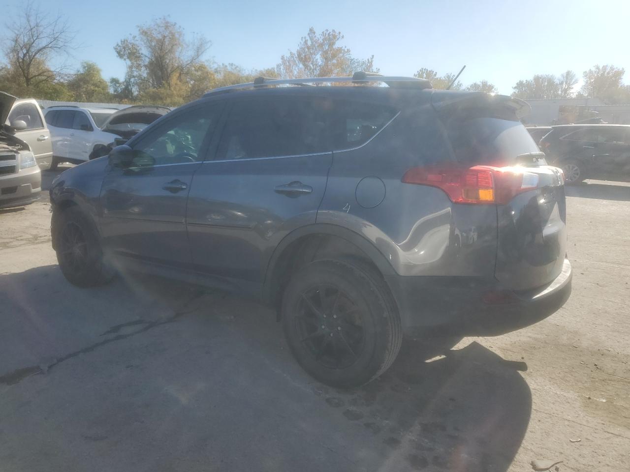 TOYOTA RAV4 LE