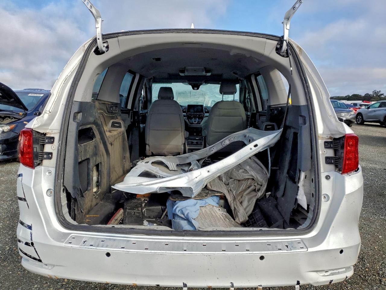 HONDA ODYSSEY TOURING