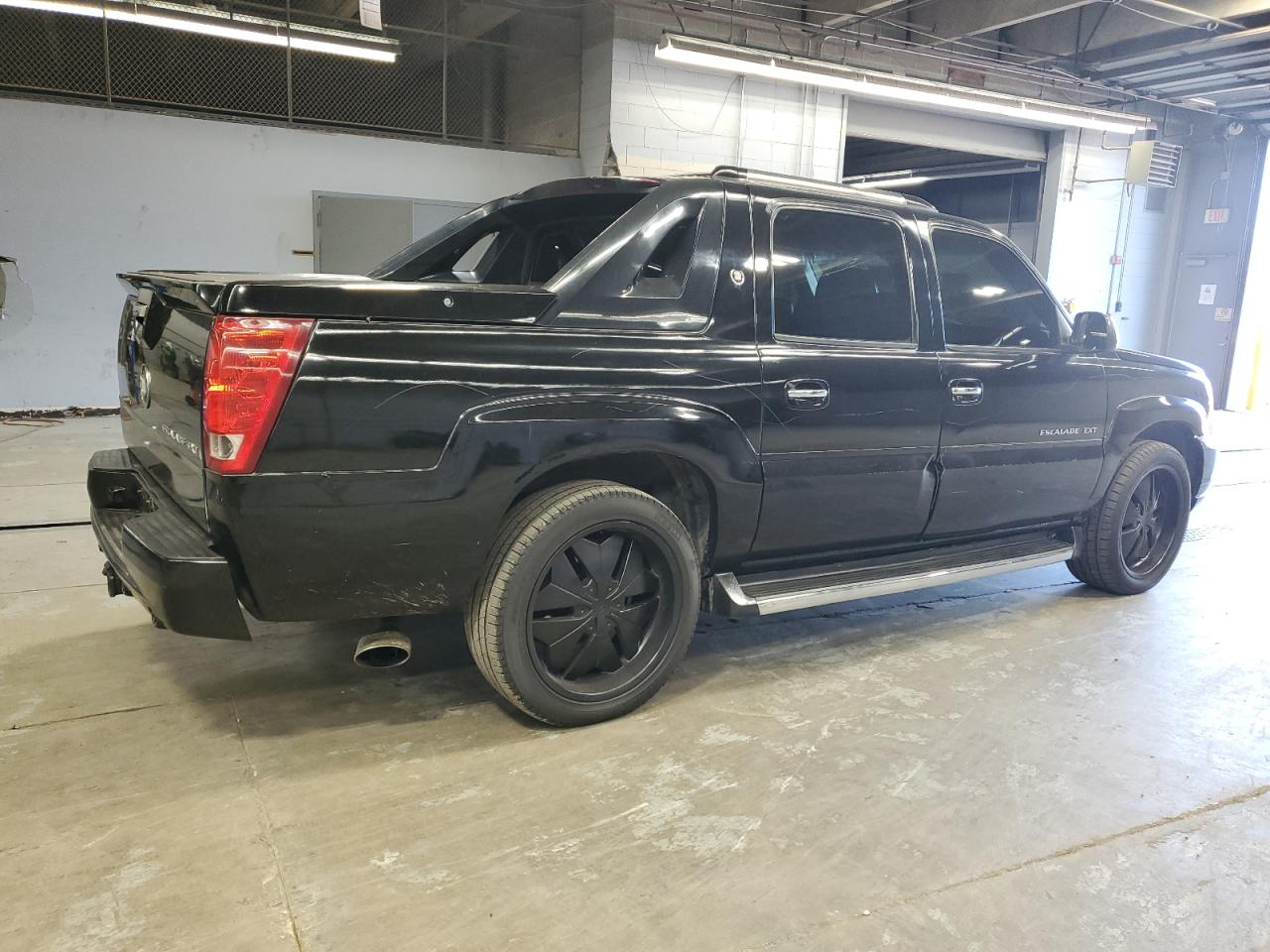 Lot #3279586267 2002 CADILLAC ESCALADE E