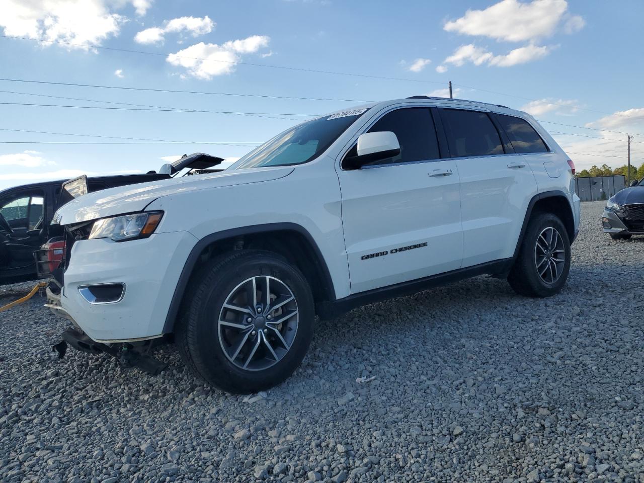 JEEP GRAND CHEROKEE LAREDO