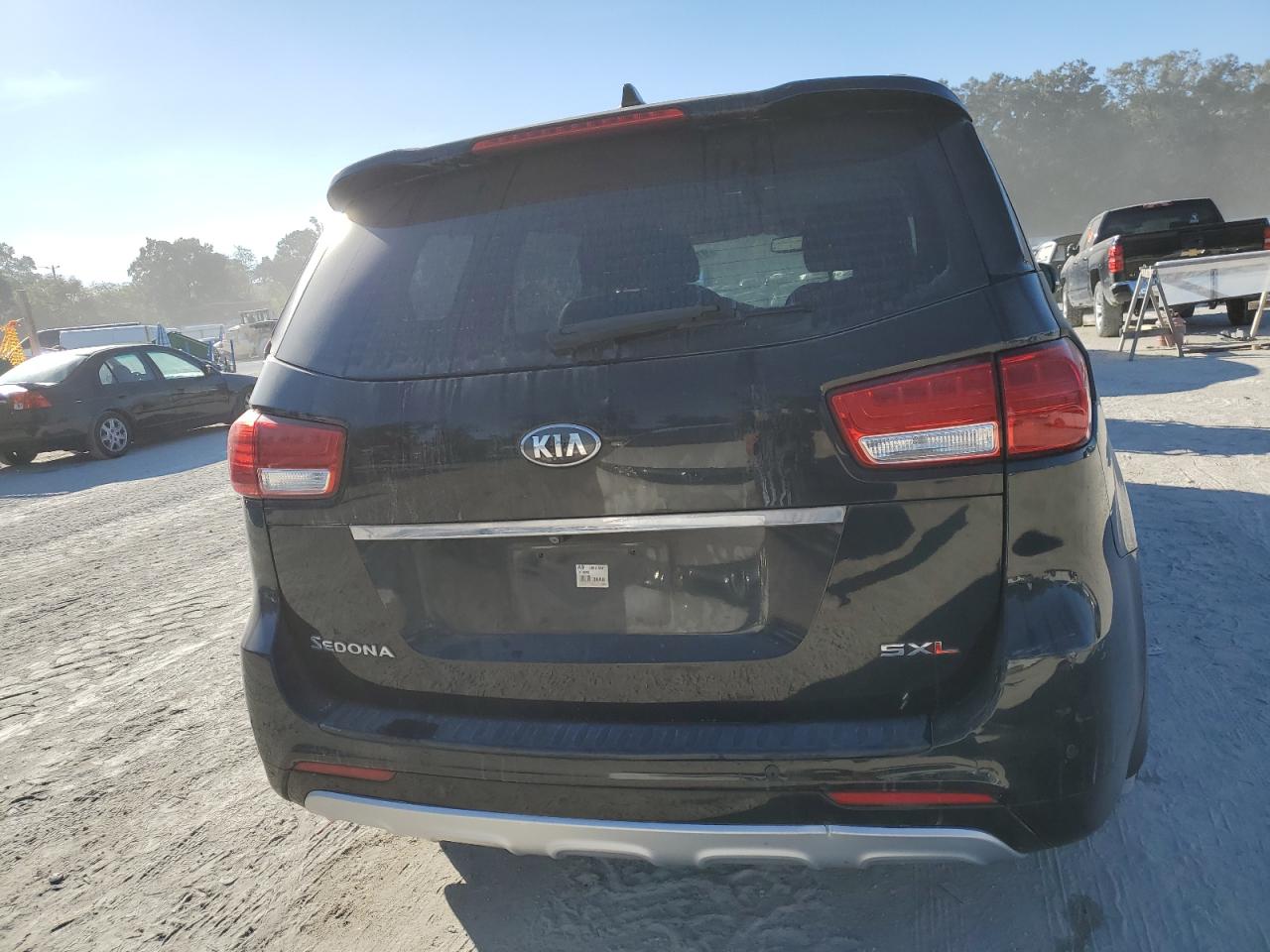 KIA SEDONA SXL
