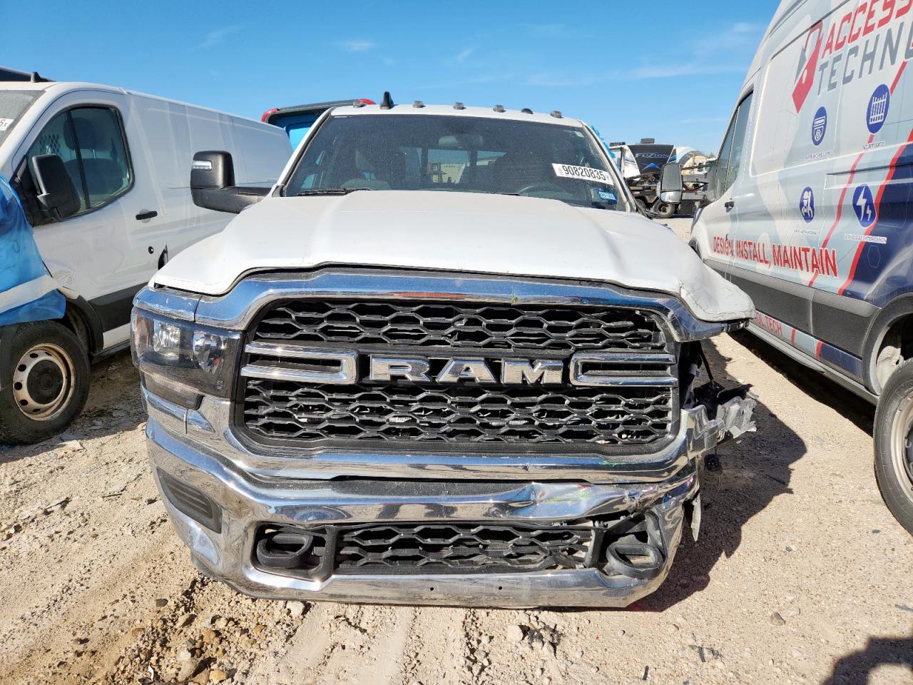 RAM 3500 TRADESMAN