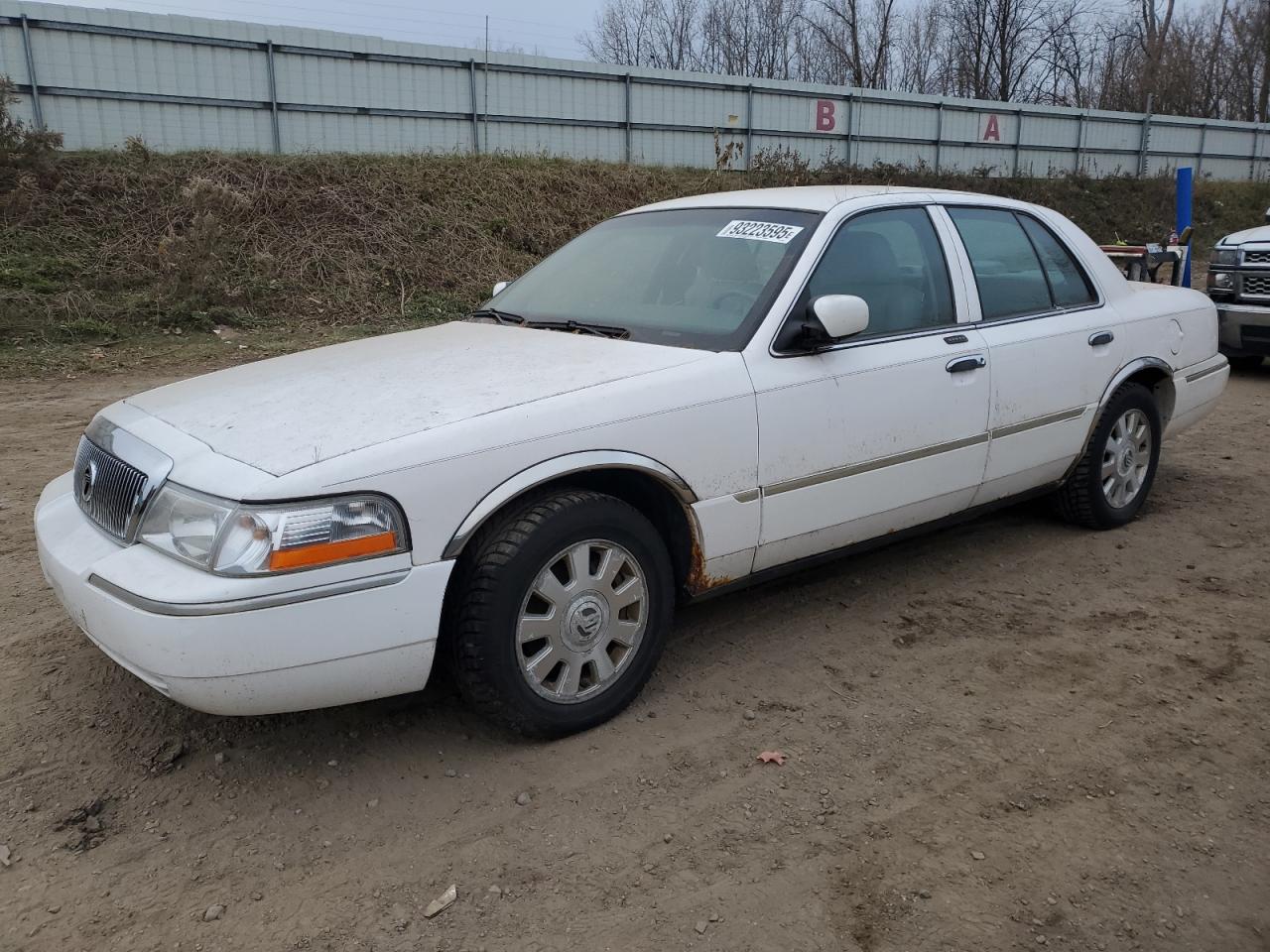 Lot #3292395273 2004 MERCURY GRAND MARQ