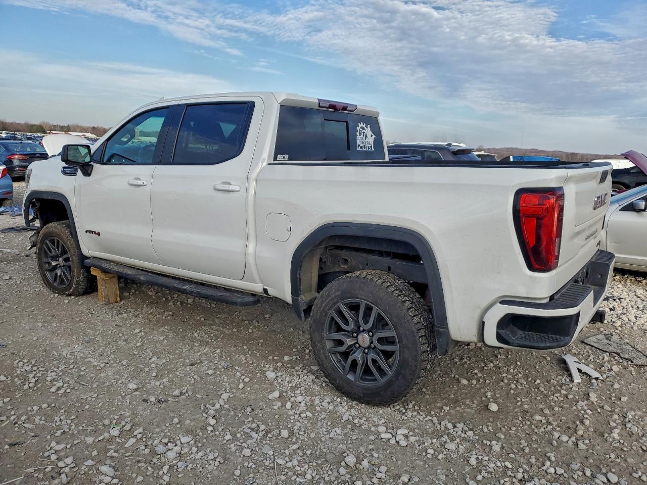 GMC SIERRA K1500 AT4