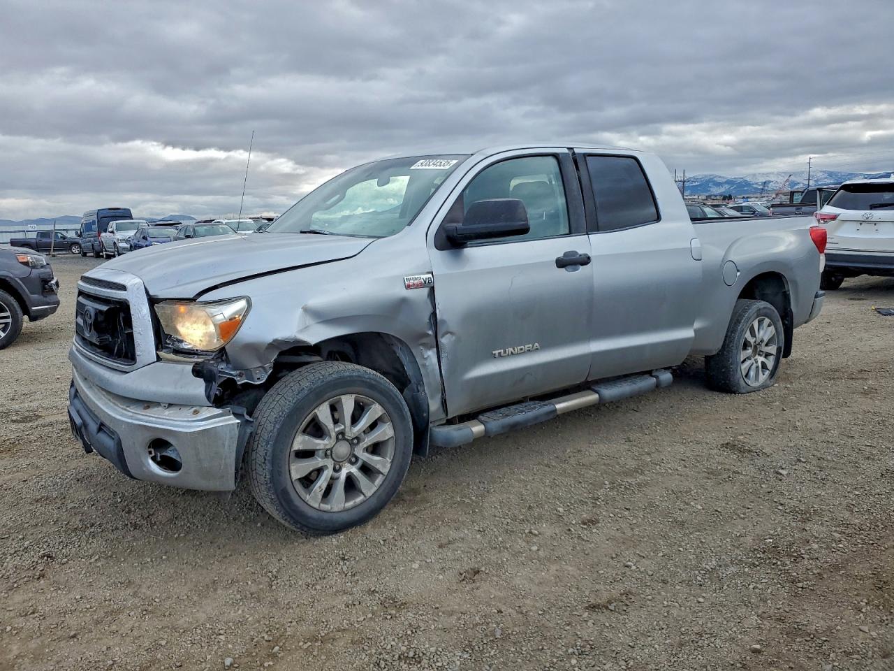 TOYOTA TUNDRA DOUBLE CAB SR5
