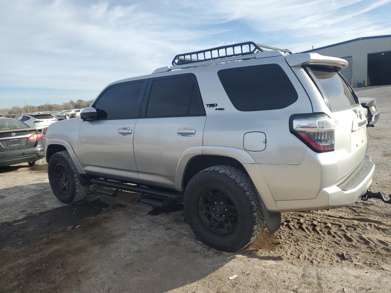 TOYOTA 4RUNNER SR5