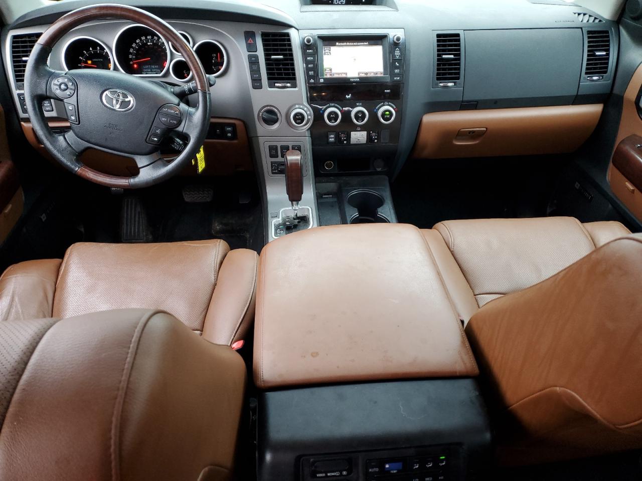 TOYOTA SEQUOIA PLATINUM