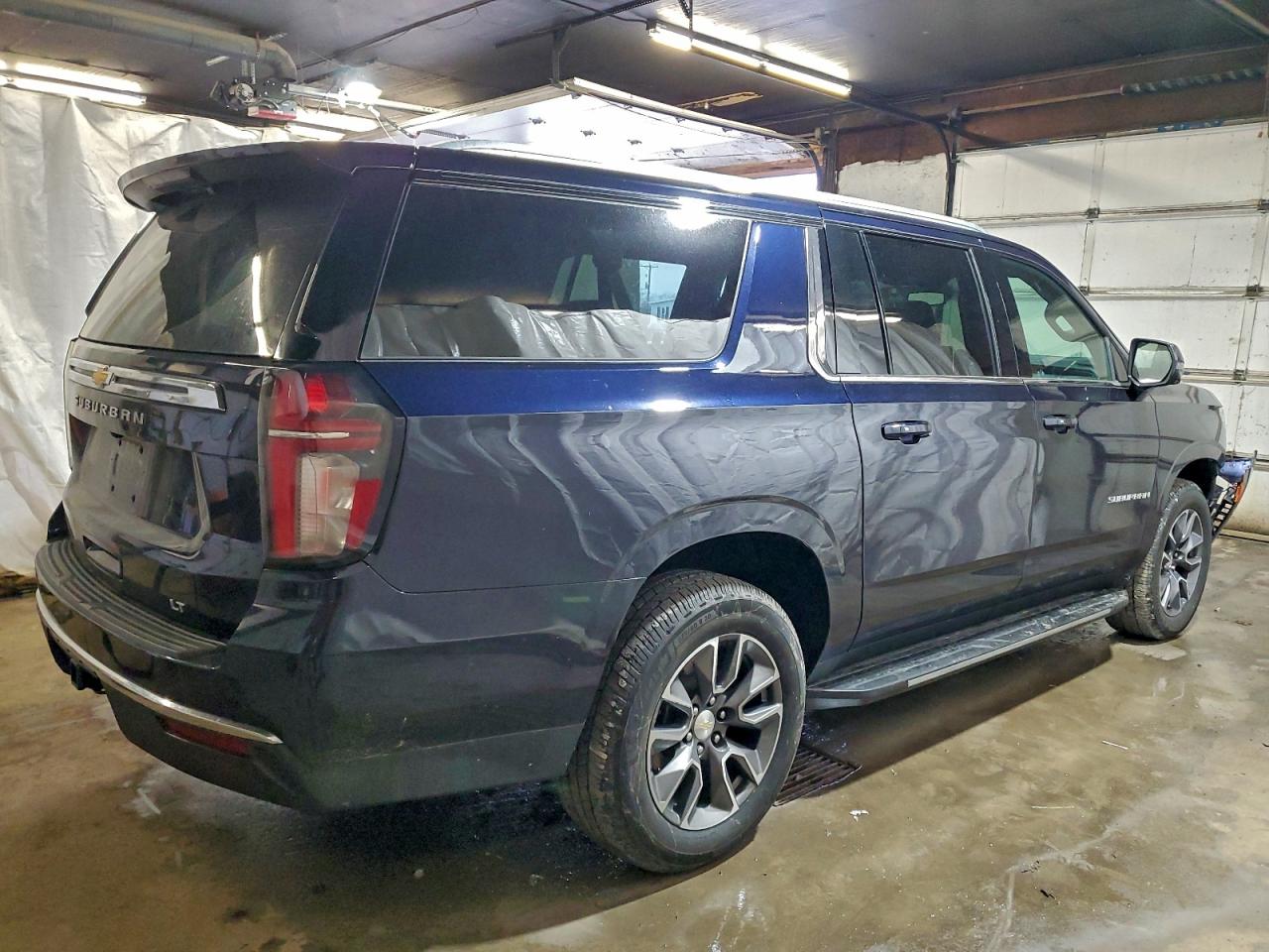 CHEVROLET SUBURBAN K1500 LT