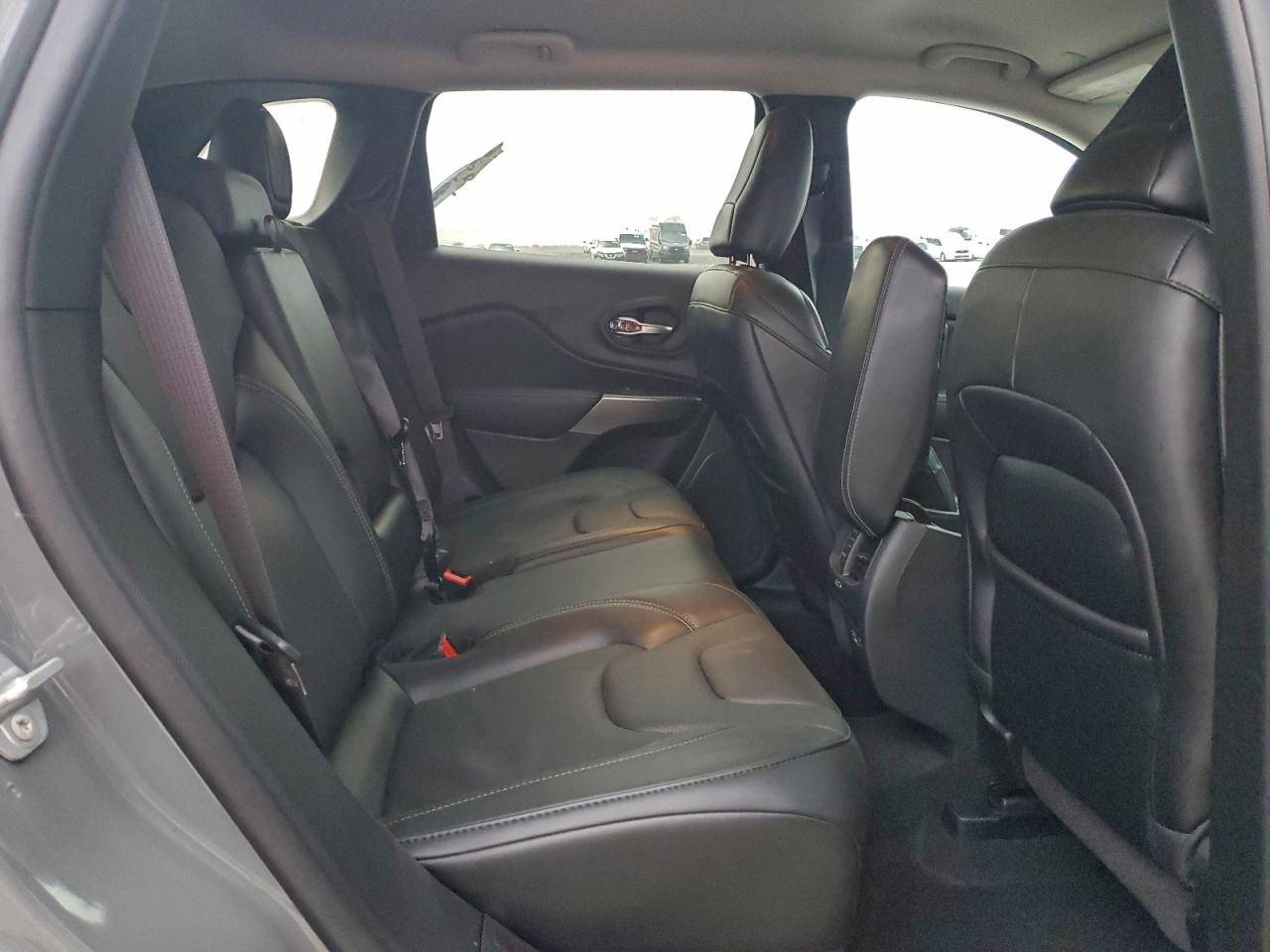 JEEP GRAND CHEROKEE LATITUDE LUX