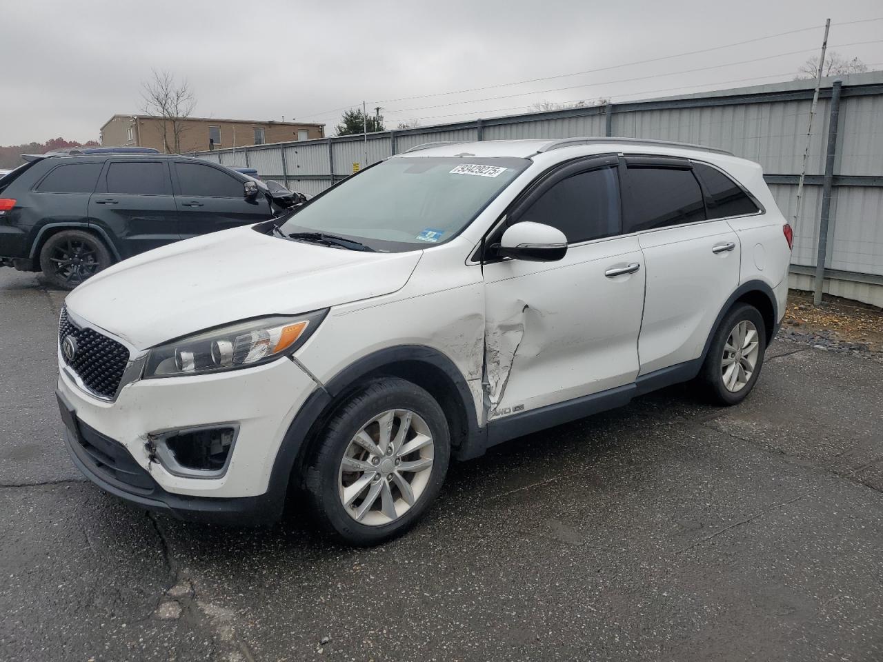 Lot #3301782326 2016 KIA SORENTO LX