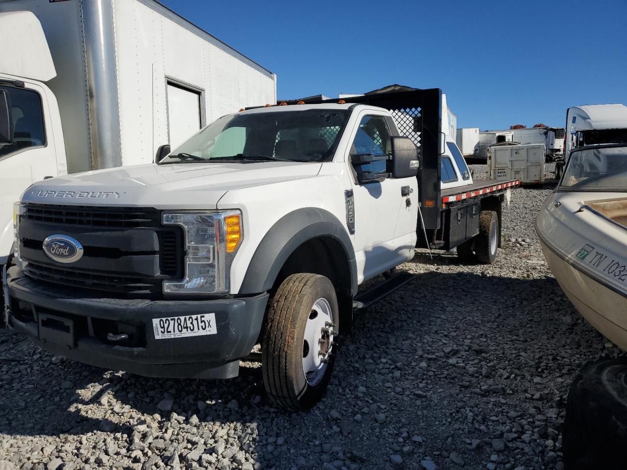 FORD F-550 SUPER DUTY