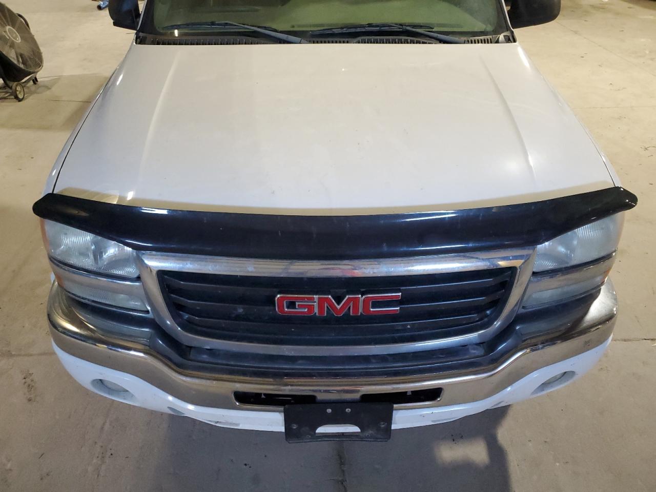 Lot #3284683330 2005 GMC NEW SIERRA