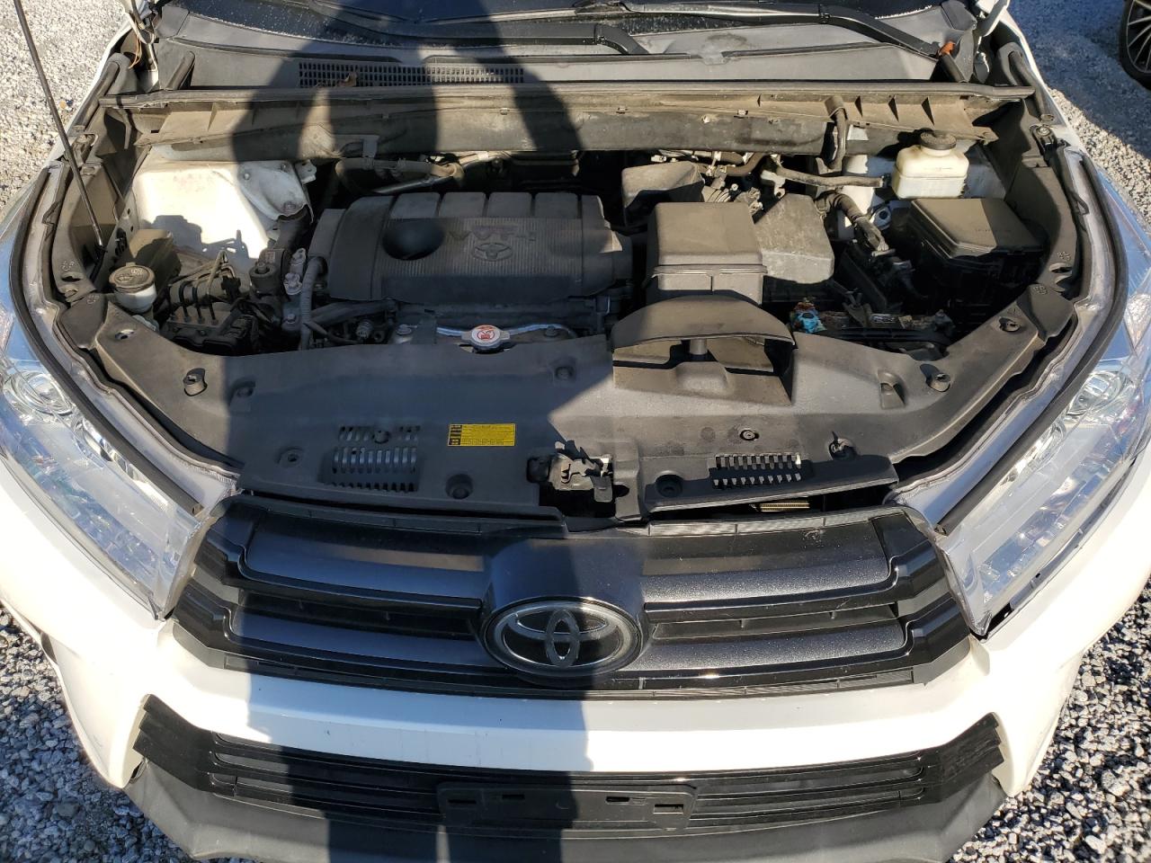 TOYOTA HIGHLANDER LE