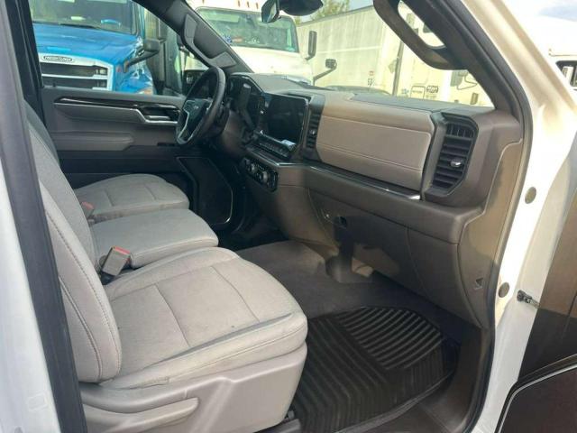 2025 CHEVROLET SILVERADO #3292365325