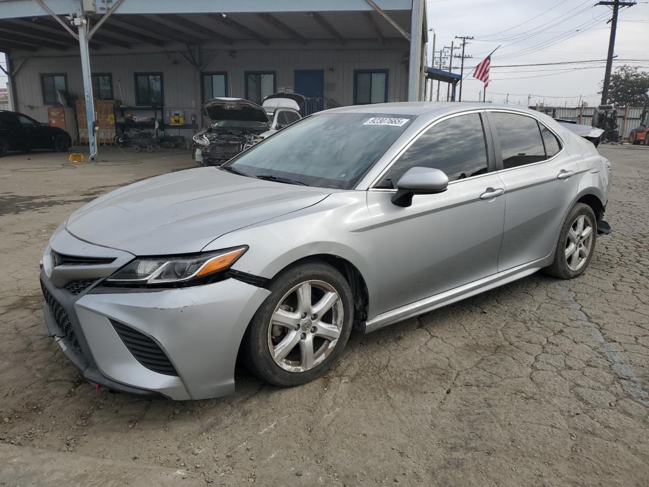 TOYOTA CAMRY SE