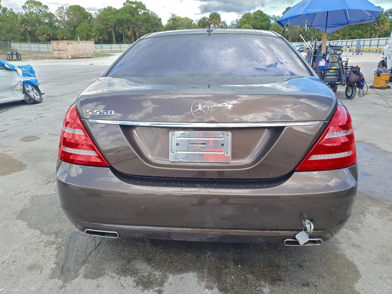 MERCEDES-BENZ S-CLASS 550