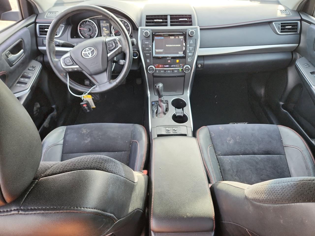 TOYOTA CAMRY XSE
