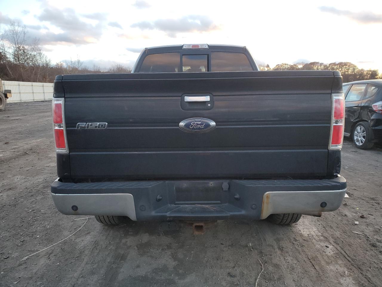 FORD F-150 SUPER CAB