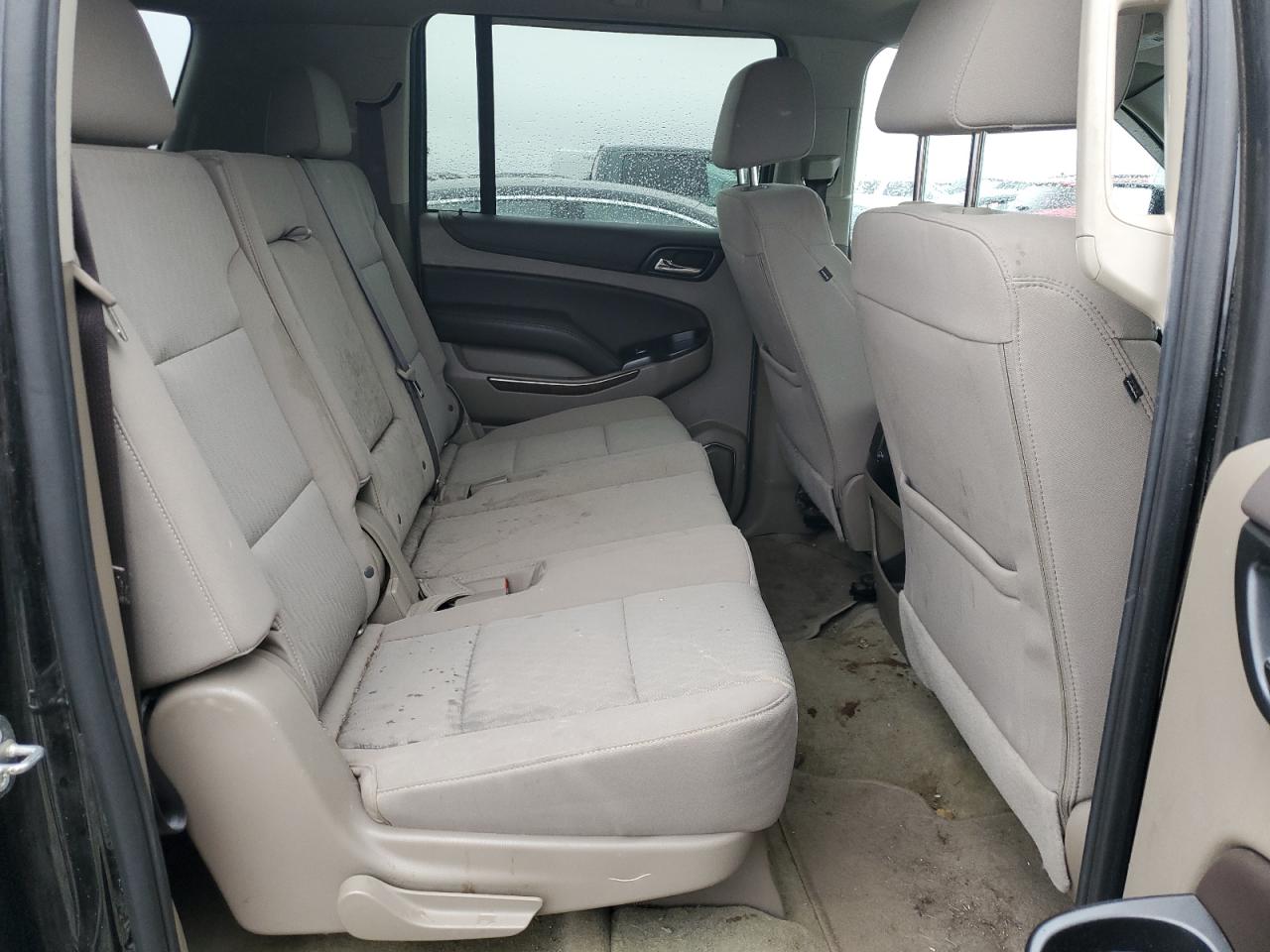 CHEVROLET SUBURBAN K1500 LS